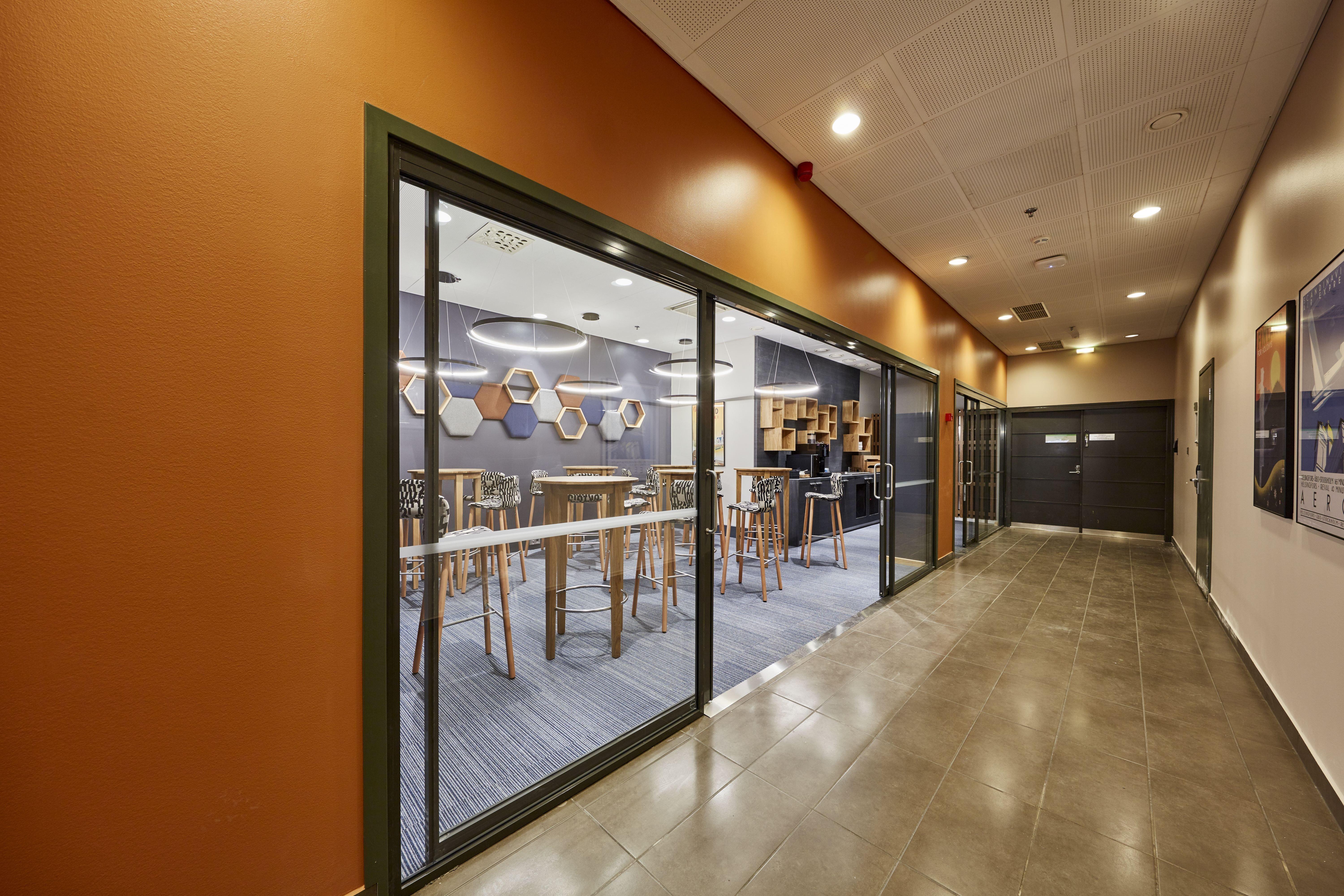 West - Ruoholahti By Ihg